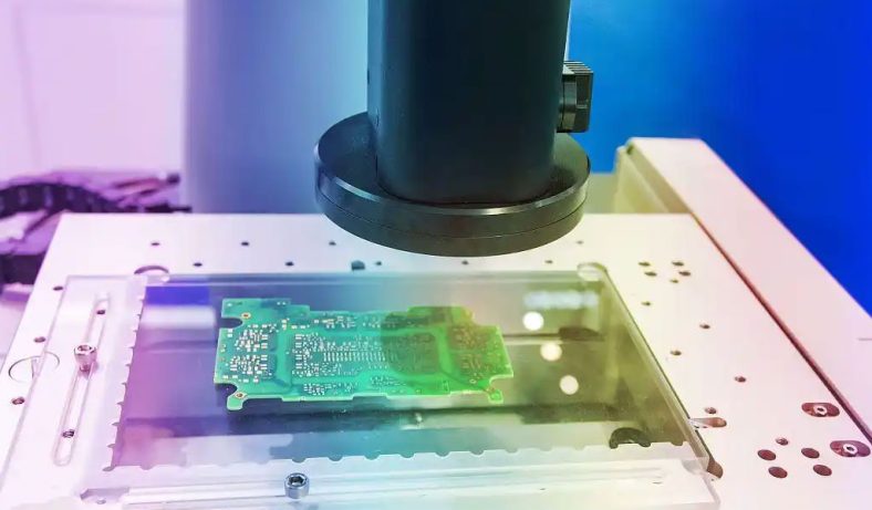 Anisotropy and Surface Morphology Evolution in Chemical Etching Processes