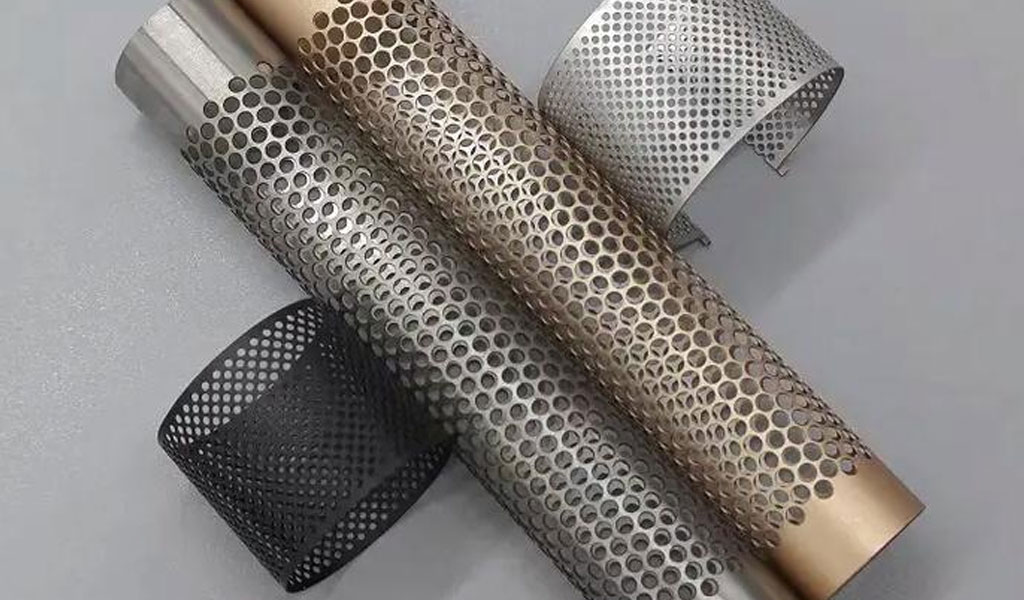 Roll-to-Roll Photochemical Etching for Flexible Electronics Manufacturing
